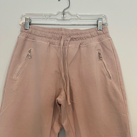 Blush colored elevated sweatpants - Picture 3 of 5